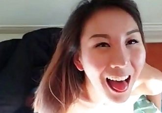 Zoet Cum gezicht van mijn Aziatische girlfrined Liu - 12 min