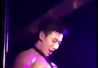 Japonya gay Striptizci