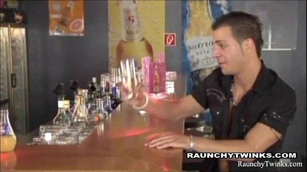 có sừng twink trong Nóng Steamy tình dục tại những Quán Bar