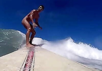Adonis Surfer goes Naked 3 min 720p