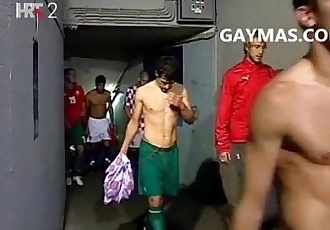 futbolista enseÑa el Pene it tv gaymas.com