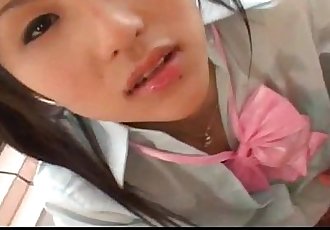 tiener Cutie Ren kikukawa in een School uniform zuigen dick 7 min