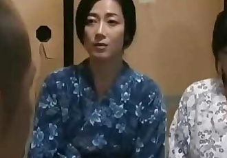 एशियाई जापानी अंधा , माँ दिया उसके बेटी एक कदम daddyremilf.com 15 मिन