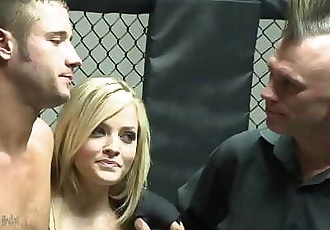 MMA 战斗 笼子里 他妈的 与 金发女郎 色情明星 亚历克西斯 得克萨斯州 7 min 1080p
