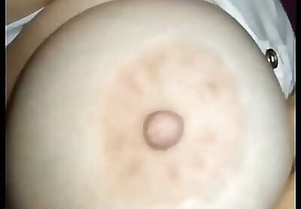 VIDEO Nº48 Creampie Vaginal Acercamiento, Milf Argentina De Enormes Tetas Me Hace Echarle Toda La Leche Adentro..