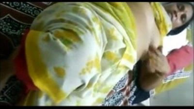 Desi Telugu Mature Randi Saroja Fucking With Customer - 2 min
