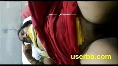 Desi Telugu mature randi saroja baise Avec client Avec audio 2 min