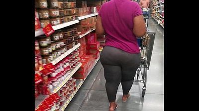 Thick bbw ebony with wide hips and a phat jiggly monster ass candid short vid - 12 sec