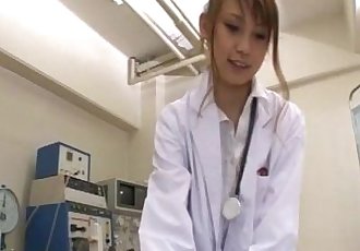 Horny nurse Ebihara Arisa gives her male patient an unusual sexual exam - 5 min