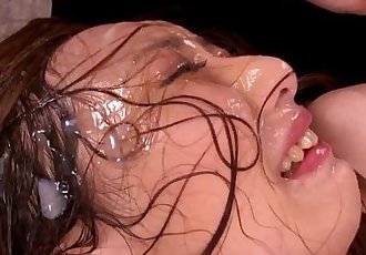 japans tieners gezicht sperma Druipend 6 min