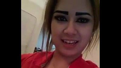 Selfie 102 thai girl show boob & ass - 37 sec