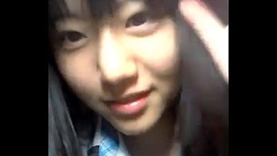 台湾 可爱的 年轻的 女孩 手淫 1 min 12 sec