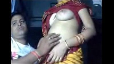 Indian Amuter Sexy couple love flaunting their sex life - Wowmoyback - 12 min