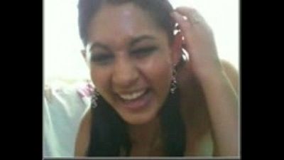 Desi indiase hot Babe op webcam moet zie 8 min