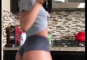 Sommer Ray make morning coffee. Lovely teen with perfect ass.