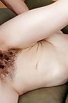 छोटा पहली टाइमर सैमी ग्रैंड और उसके बालों वाली चूत चेहरा बैठे प्रेमी - हिस्सा 2