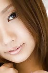 Encantadora Asiático Adolescente Babe Rika Aiuchi el descubrimiento de su grande Tetas y Peludo Coño