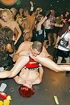 geç Gece İçme için bu Wee saat at gece kulübü açar için bir Tam Şişmiş seks Partisi