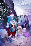 World of Warcraft: Christmas Night Elf