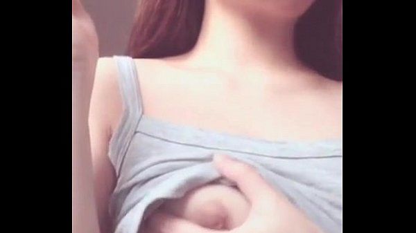 Selfie 46 Asiatische Mädchen schön boob