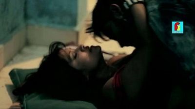 indyjski sexy romantyczny bgrade seks :Film: seks wideo Oglądać indyjski sexy porno wideo Pobierz seks vi 2 min