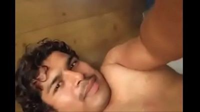 दक्षिण भारतीय लड़की होने भयानक सेक्स के साथ प्रेमी hornyslutcams.com 11 मिन