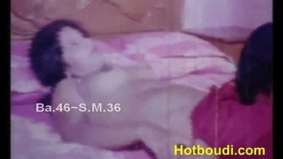 Bangla Full nude song1 From B-grade movie.mp4- - 1 min 33 sec