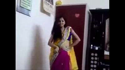 Hot Bhabhi VIral Video 2017 - Download Full video : http://ouo.io/YiDgua - 1 min 2 sec