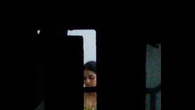 Neighbour sowji changing her saree - 1 min 18 sec
