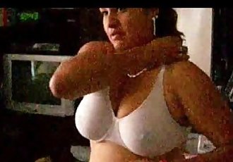 karishma big boobs aunty wearing bra tight nipple show - 25 sec