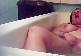 Hidden cam catches my mum having orgasm in bath tube - 2 min